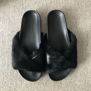 Vince Garrison Fur Slide Sandals